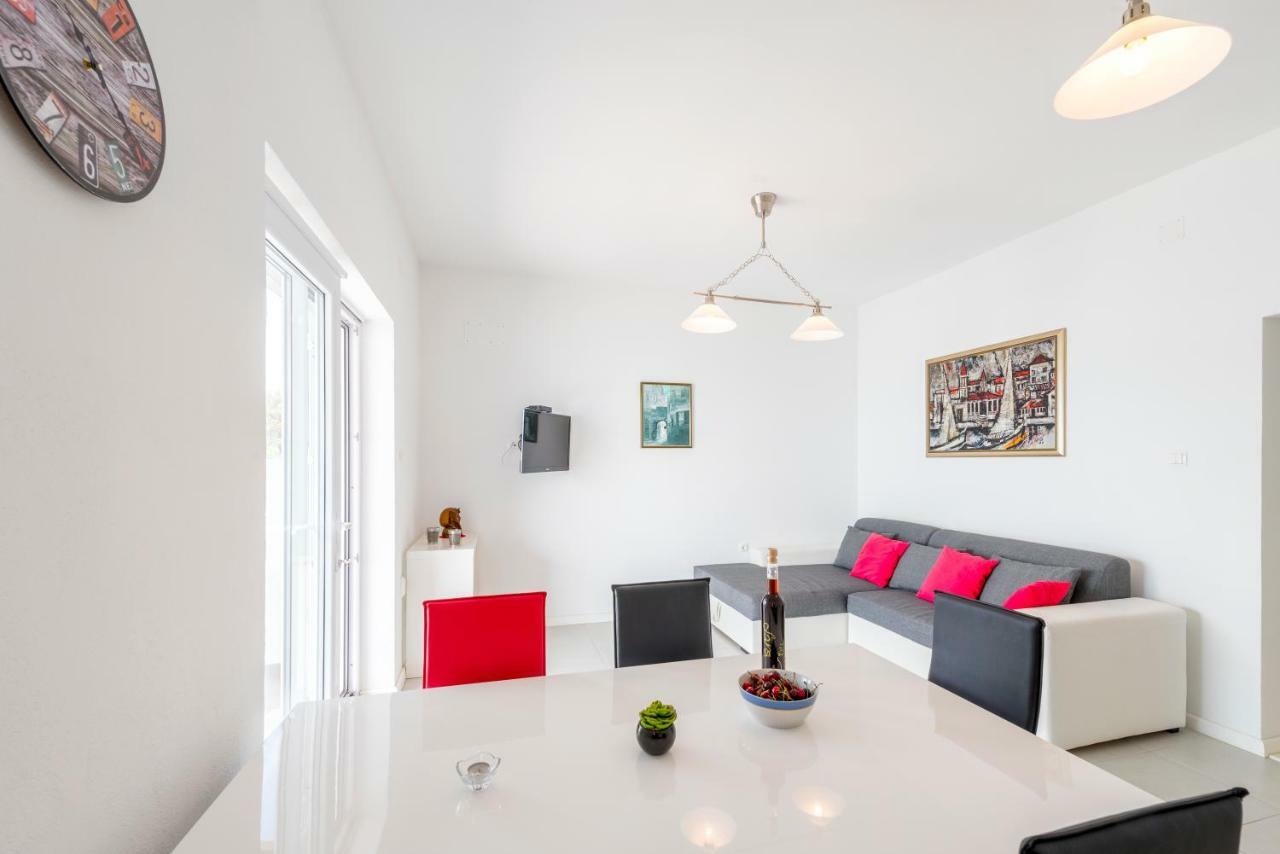 Apartments Miro Mimice Εξωτερικό φωτογραφία